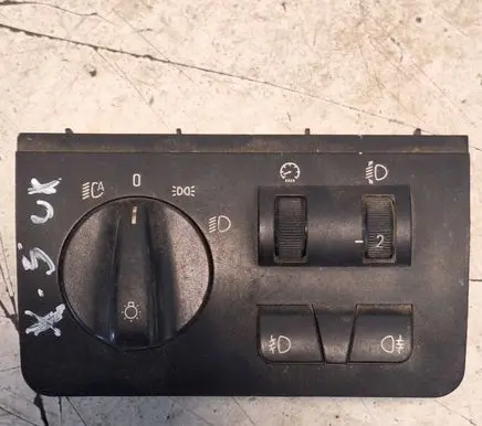 Light switch