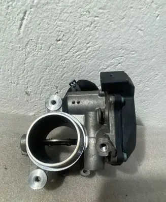 Skoda Octavia Mk3 (5E) Throttle valve 04L128059T 04L128063T A2C94859900