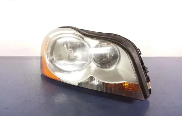Volvo XC90 Headlight/headlamp 30655908