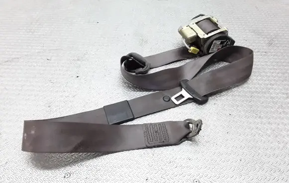 Audi A6 S6 C5 4B Front seatbelt 560585901
