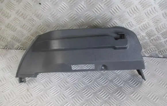 Seat Ibiza III (6L) Trunk/boot side trim panel 6L6867761