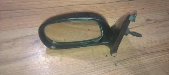 Nissan Micra Front door electric wing mirror e11011156 nenustayyta
