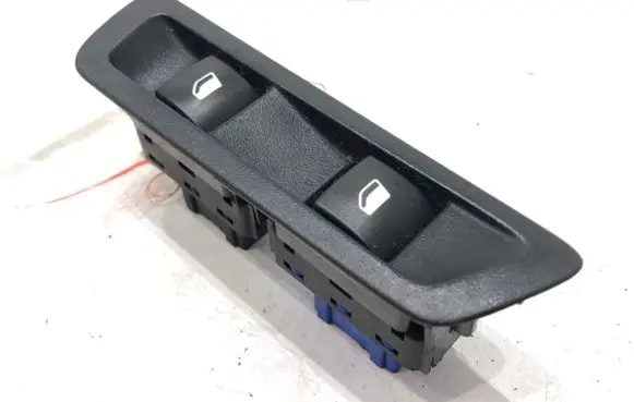 Citroen C-Elysée Electric window control switch 9674559077