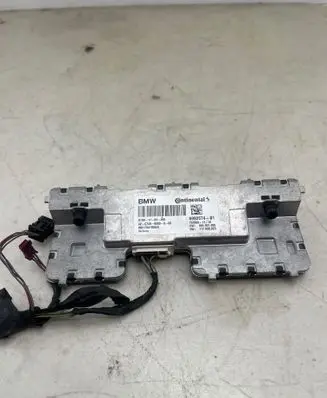 Windshield/windscreen camera