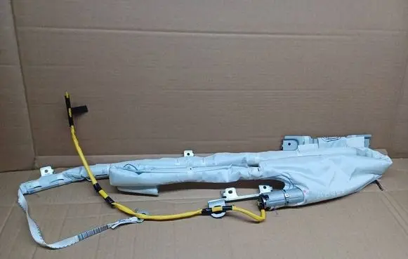 Mitsubishi Space Star Roof airbag VU8563DABE70 622792800 7030A836