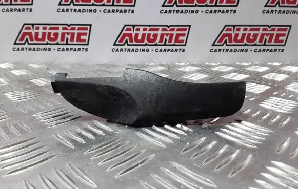 BMW 3 E90 E91 Seat trim 9118421