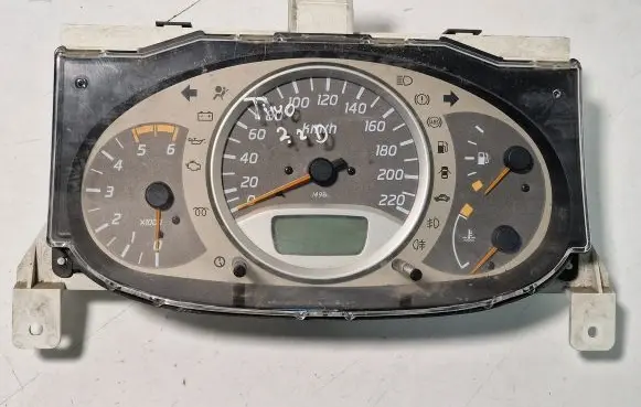 Nissan Almera Tino Speedometer (instrument cluster) BU010 0Z08993