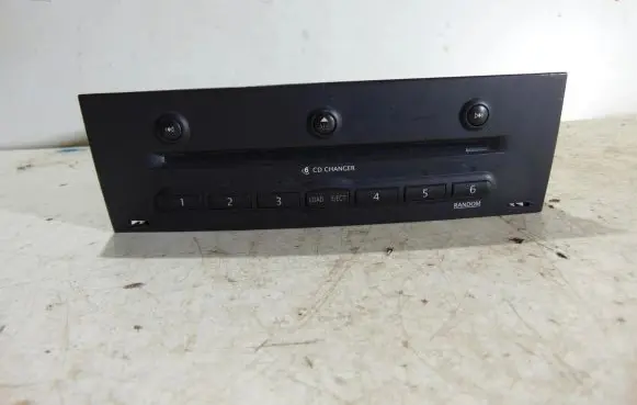 Renault Megane II CD/DVD changer 8200084437