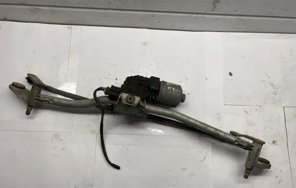 Audi A4 S4 B6 8E 8H Front wiper linkage and motor 0390241510