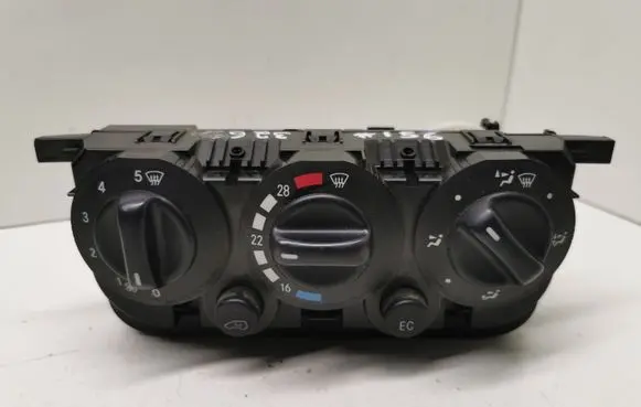 Mercedes-Benz A W168 Climate control unit 1688301285