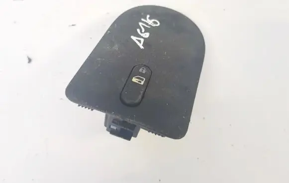 Nissan Qashqai Central locking switch button 96912jd00A p13750A77100