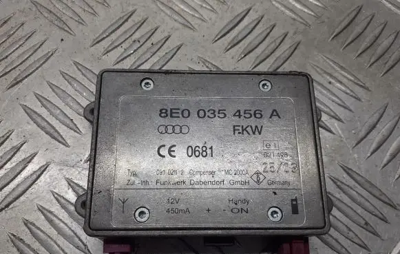 Audi A6 S6 C5 4B Sound amplifier 8E0035456A