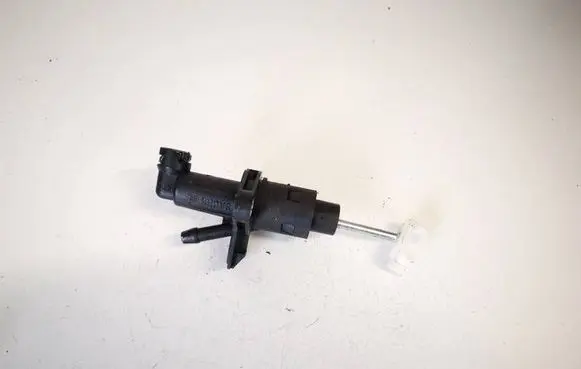 Volkswagen Fox Clutch master cylinder 6q0721388d