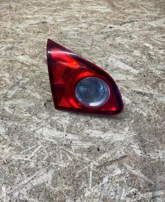 Nissan Qashqai Tailgate rear/tail lights 89071063
