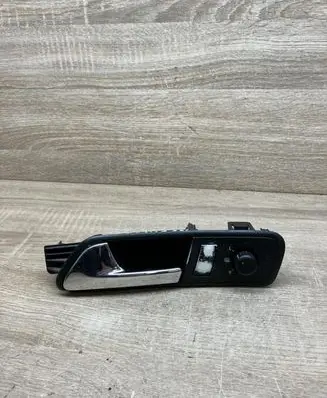Volkswagen Touran I Front door interior handle 1T1837113C