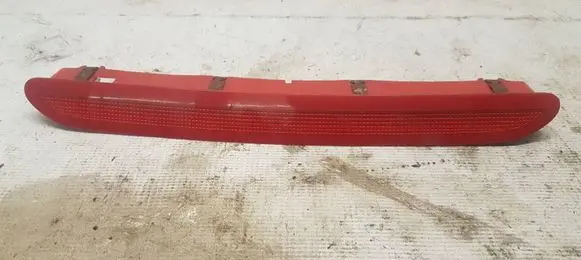 Volkswagen PASSAT Third/center stoplight 1k6945097A