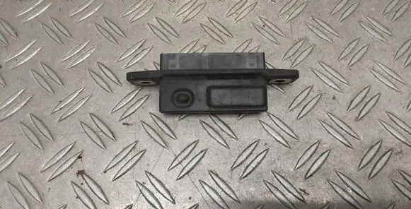 Toyota Verso-S Tailgate opening switch 