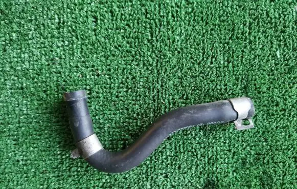 Hyundai Kona I Engine coolant pipe/hose 25490-2U000
