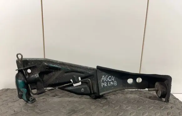 Audi A6 S6 C4 4A Radiator mount bracket