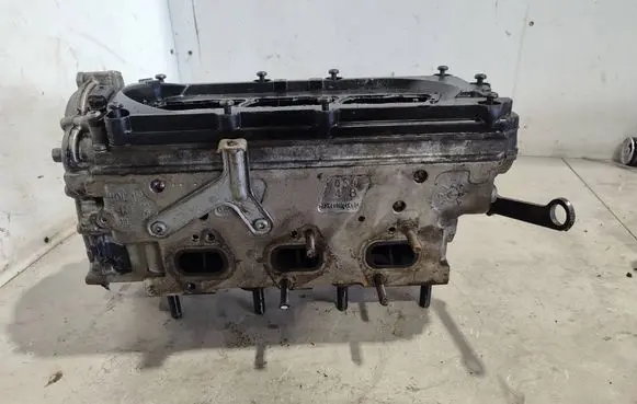 Audi A6 S6 C6 4F Engine head 0594B 059101CQ 059102CC