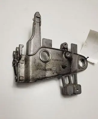 Mercedes-Benz E C207 W207 Air filter cleaner box bracket assembly A6510902241