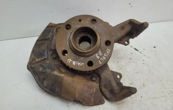 Volkswagen Golf IV Front wheel hub
