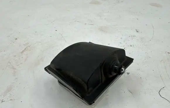 Mercedes-Benz EQC Fuel tank opening switch A0008206212