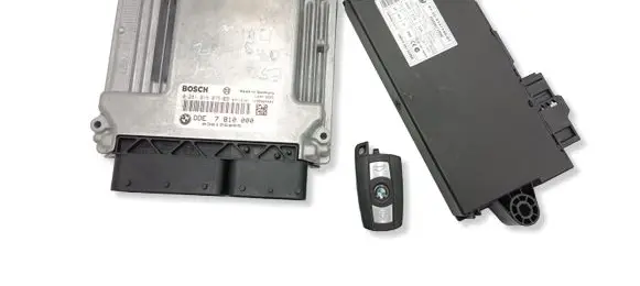 BMW 3 E92 E93 Engine ECU kit and lock set 9147196 61359147196 0281015075