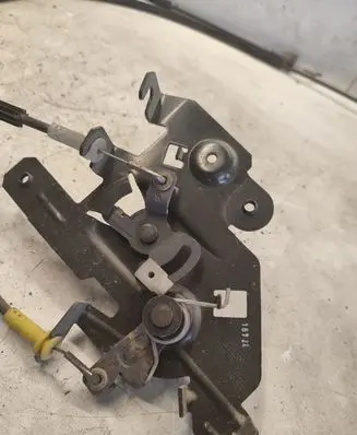 Renault Trafic II (X83) Sliding door lock 8200004828