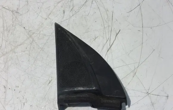 Toyota Avensis T250 Subwoofer grill/trim 6749205060D