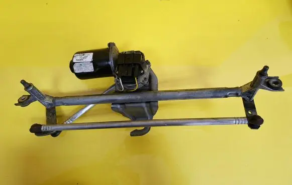 Opel Corsa C Front wiper linkage and motor 22116641