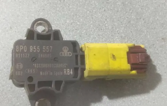 Audi A3 S3 A3 Sportback 8P Airbag deployment crash/impact sensor 8P0955557 240605 01112