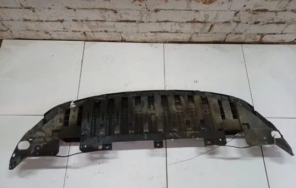 Renault Scenic III - Grand scenic III Engine splash shield/under tray