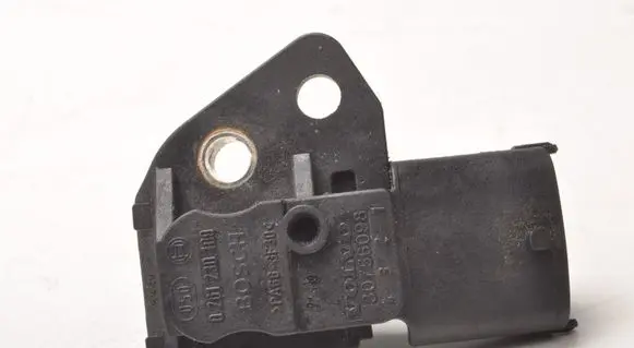 Volvo V50 Fuel pressure sensor 30756098