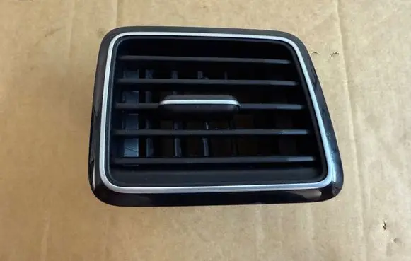 Volkswagen Amarok Dashboard side air vent grill/cover trim 2H6819704
