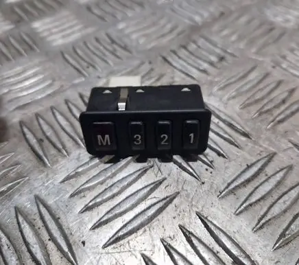 BMW 5 E39 Seat control switch 8352160