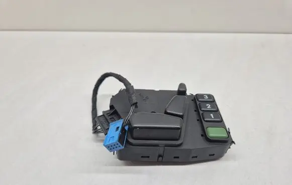 Mercedes-Benz E W210 Seat control module 2108209010
