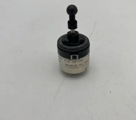 Volkswagen Touareg II Headlight level adjustment motor 7P1941752 1ZS010328-06