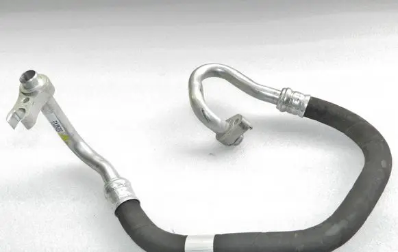 Mercedes-Benz C W205 Air conditioning (A/C) pipe/hose A2058306501