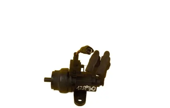 Ford Transit Valve vacuum YC1Q9E882 F3FA