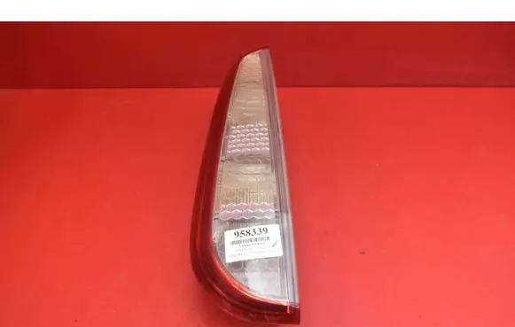 Ford Focus C-MAX Rear/tail lights 8M51-13405-C