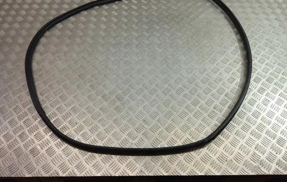 Toyota Highlander XU70 Front door rubber seal 