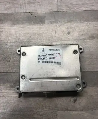 Mercedes-Benz ML W164 Bluetooth control unit module A2118701885 DM60262573