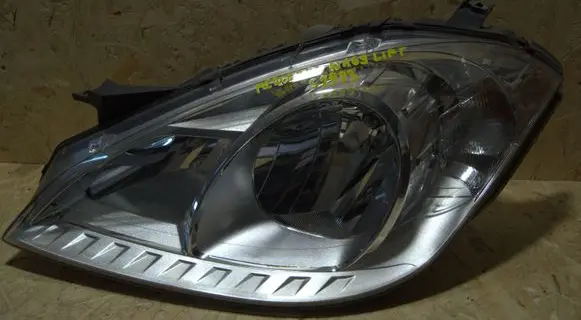 Mercedes-Benz A W169 Headlight/headlamp A1698205961