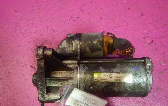 Renault Megane II Starter motor D7R49