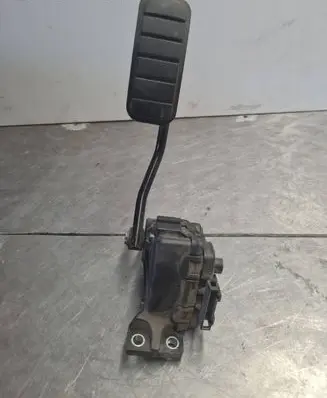 Renault Master II Accelerator throttle pedal 8200724059