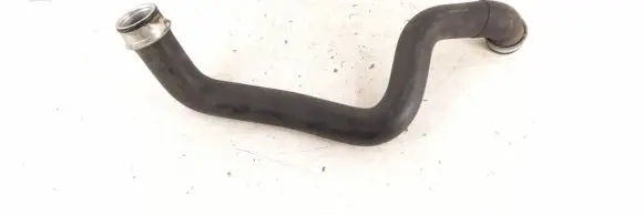 Mercedes-Benz S W221 Engine coolant pipe/hose 2215013584 A2215013584