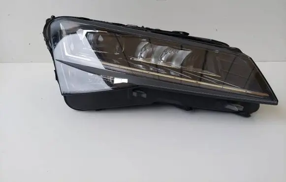 Skoda Superb B8 (3V) Headlight/headlamp 3V1941016D