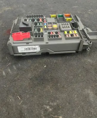 BMW X5 E70 Fuse module 6931687