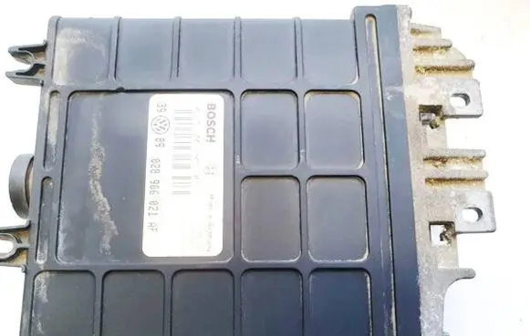 Volkswagen Golf III Engine control unit/module 0281001308 89028906021af